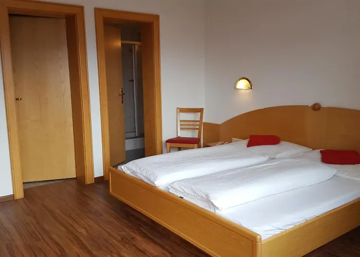 Truya - Hof Pensión