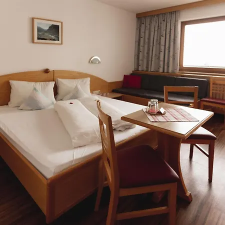 Truya - Hof Πανσιόν 3*