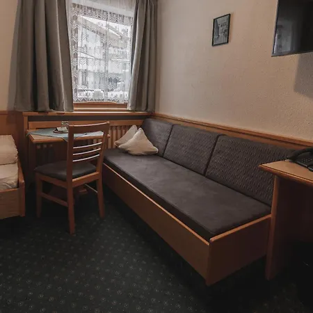 Truya - Hof Guest house